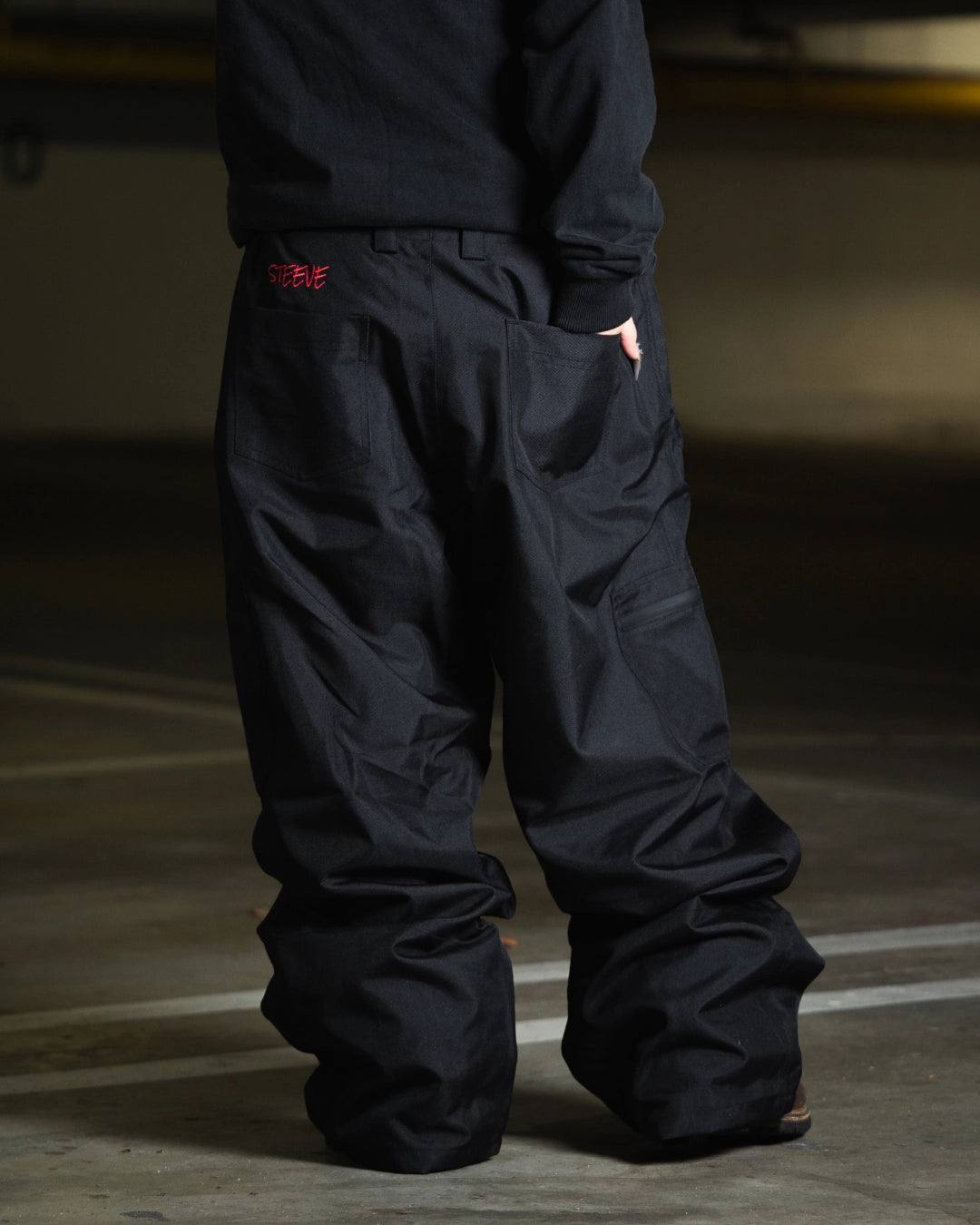 Steeve Season 3 Pants - Black w/ Red